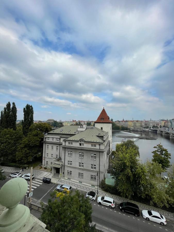 Janackovo Nabrezi 19 - Riverside Residence Prague Extérieur photo