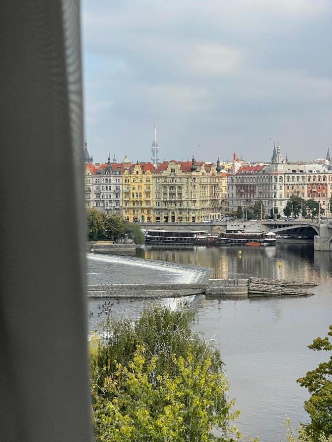 Janackovo Nabrezi 19 - Riverside Residence Prague Extérieur photo